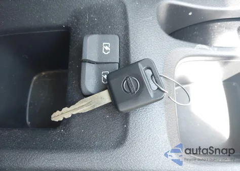 2024 Nissan Versa 1.6 S z USA, uszkodzony, nr VIN 3N1CN8DVXRL869372